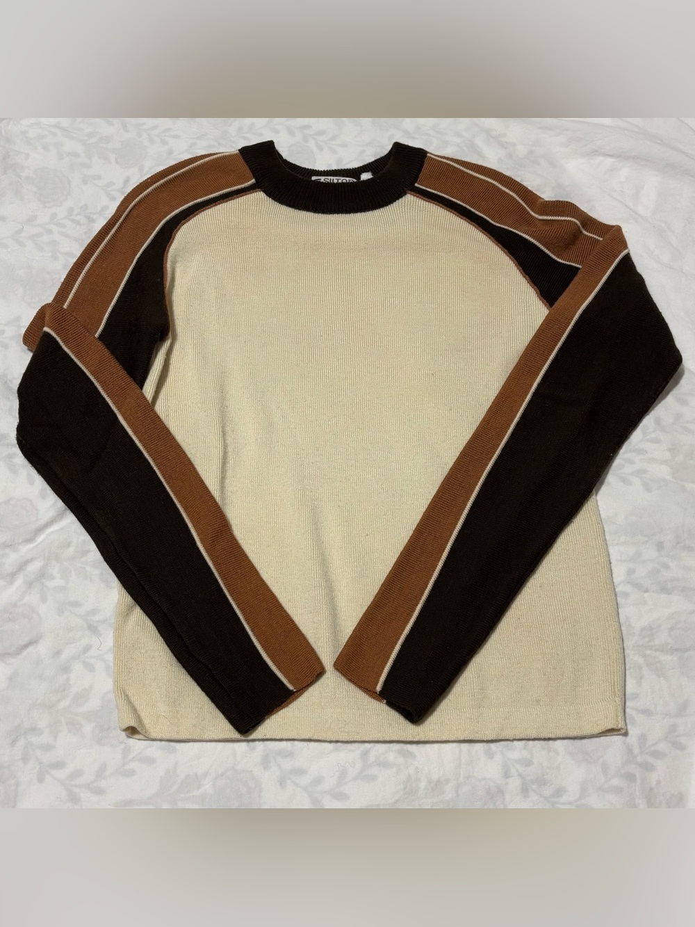 Vintage ski sweater